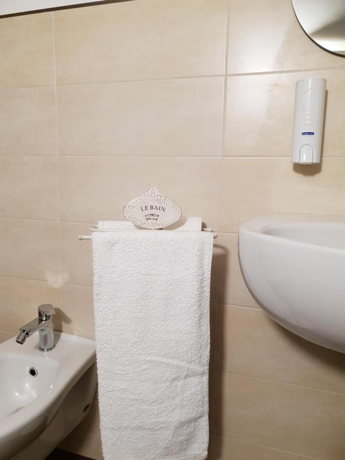 B&B Imbriani 24 Noci Ngoại thất bức ảnh